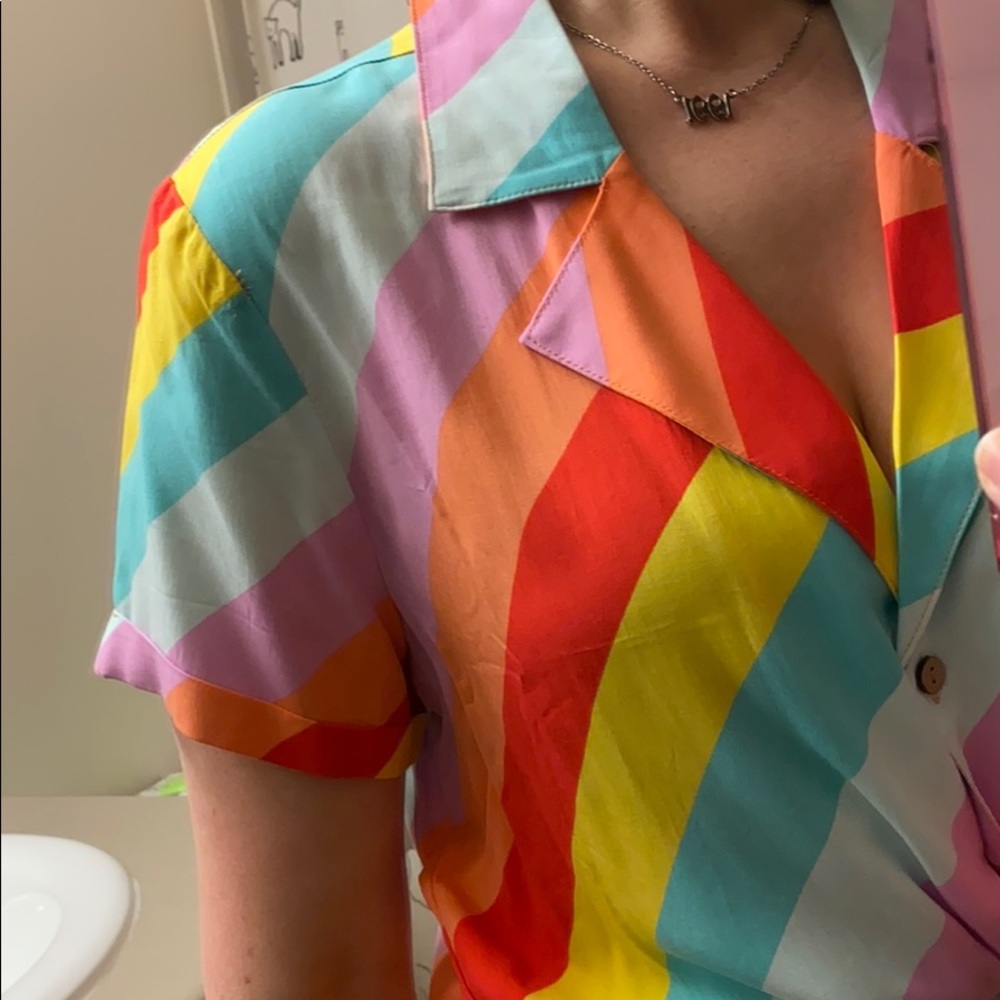 Forever 21 • Rainbow Candy Striped Cropped Button Up - Picture 4 of 12